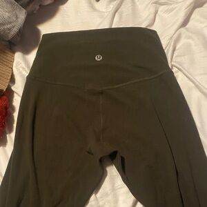 These are not the colour I thougt they where so I just don't wear them